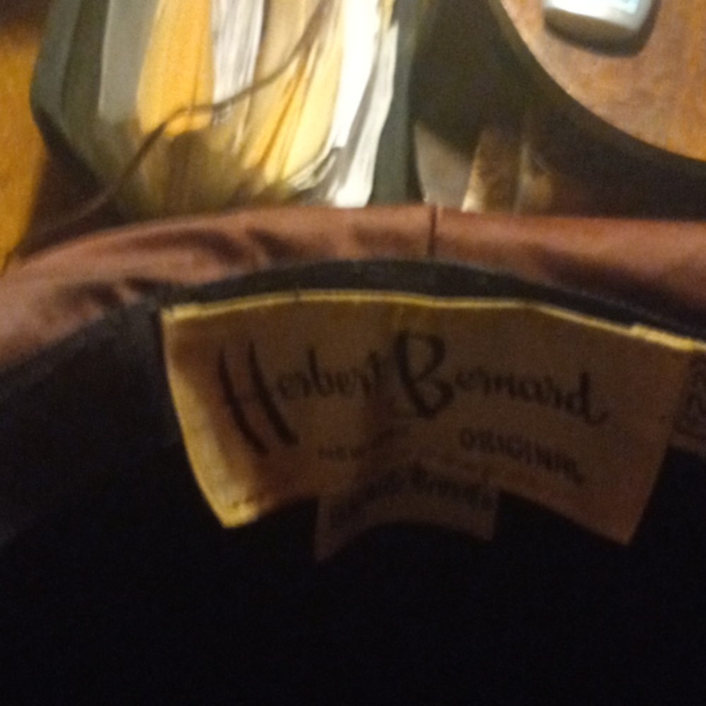 Hat - Picture 2 of 3
